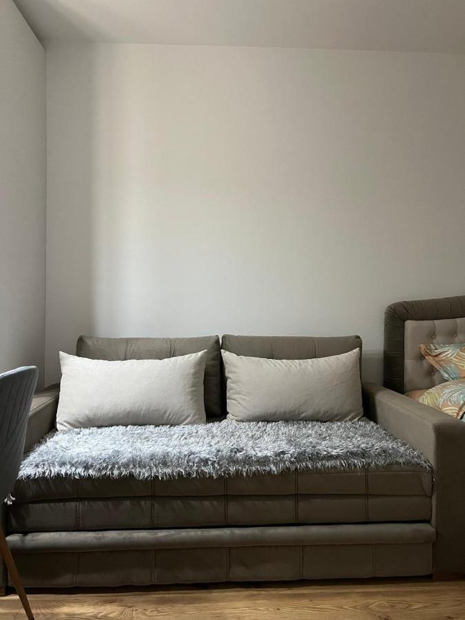 Apartmani Imperial Novi Pazar Esterno foto