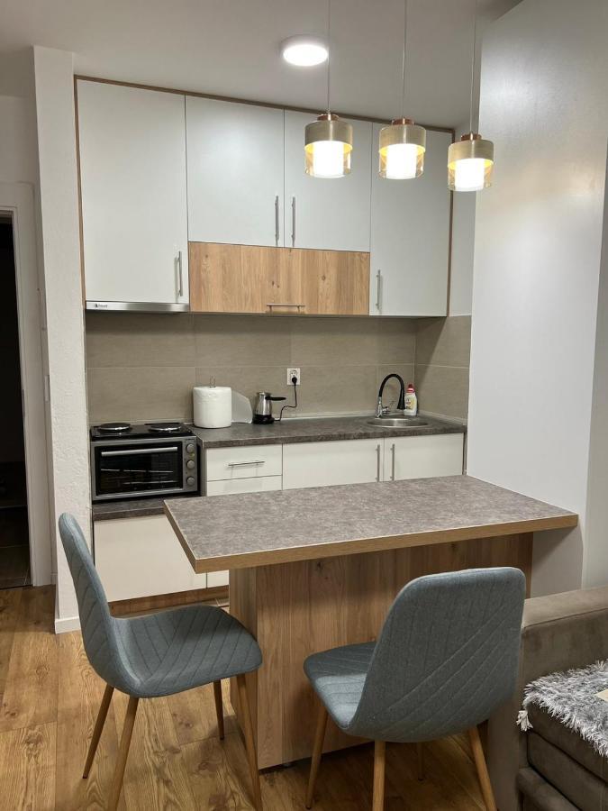 Apartmani Imperial Novi Pazar Esterno foto