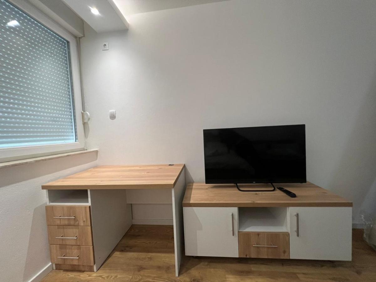 Apartmani Imperial Novi Pazar Esterno foto