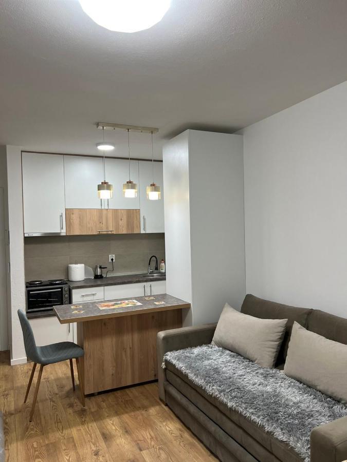 Apartmani Imperial Novi Pazar Esterno foto
