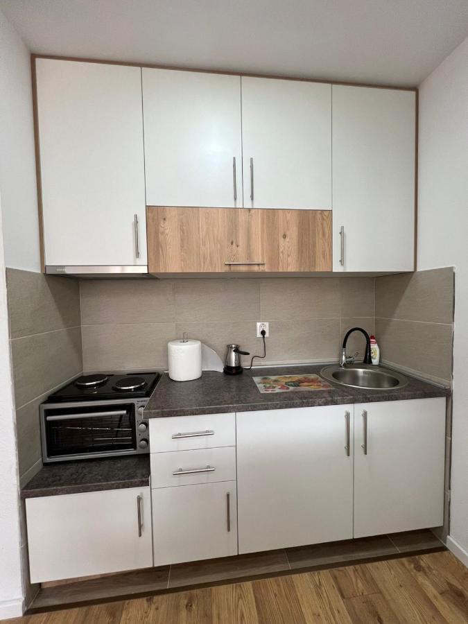 Apartmani Imperial Novi Pazar Esterno foto