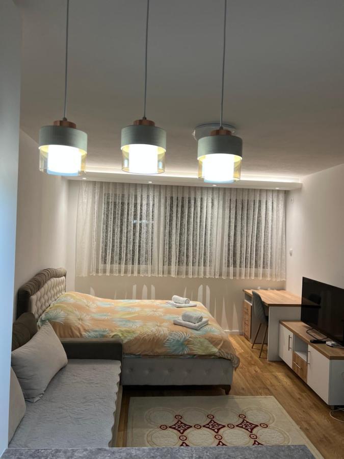 Apartmani Imperial Novi Pazar Esterno foto